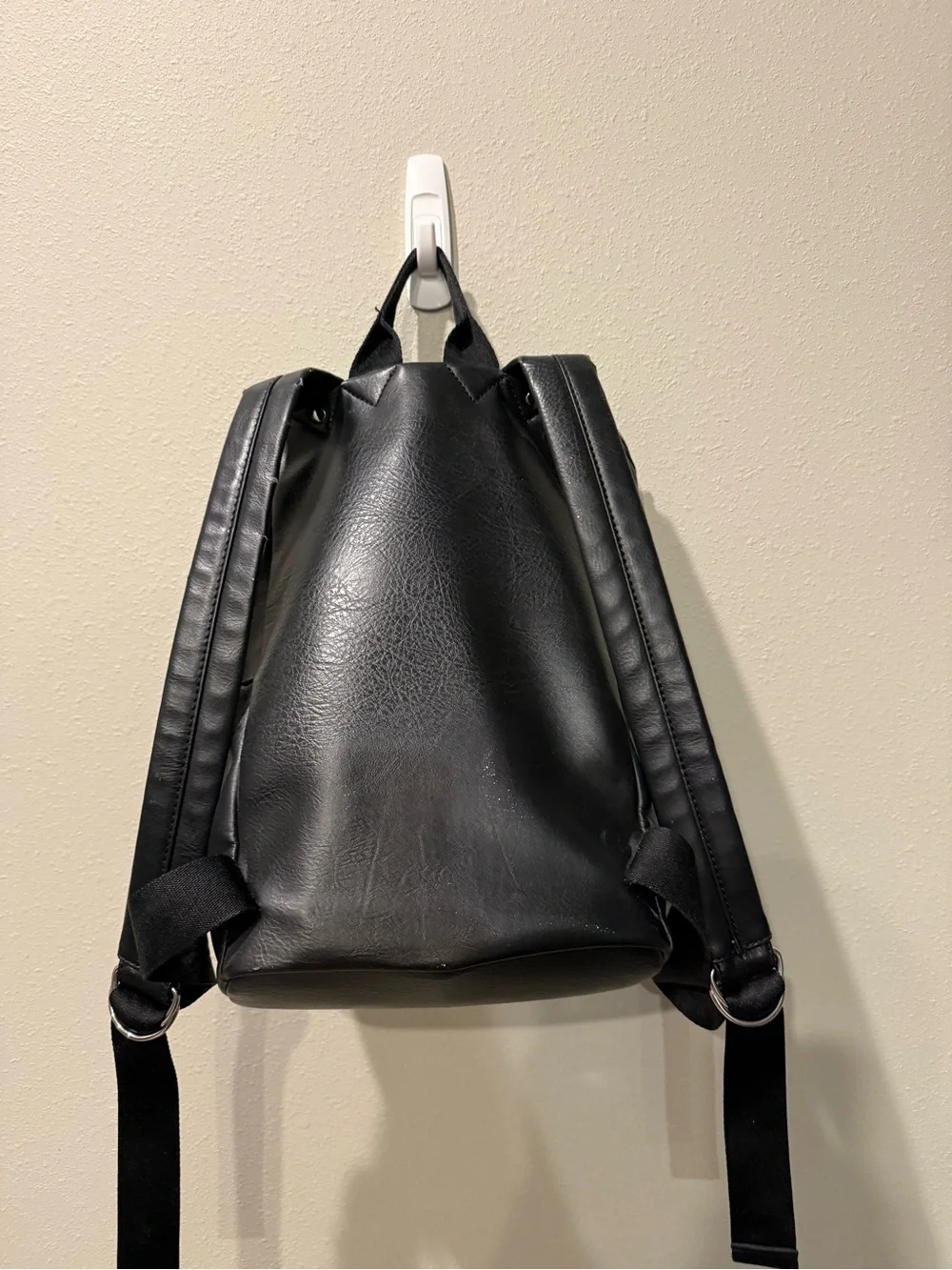 Matt & Nat Black Vegan Leather Backpack | Work Travel Everyday